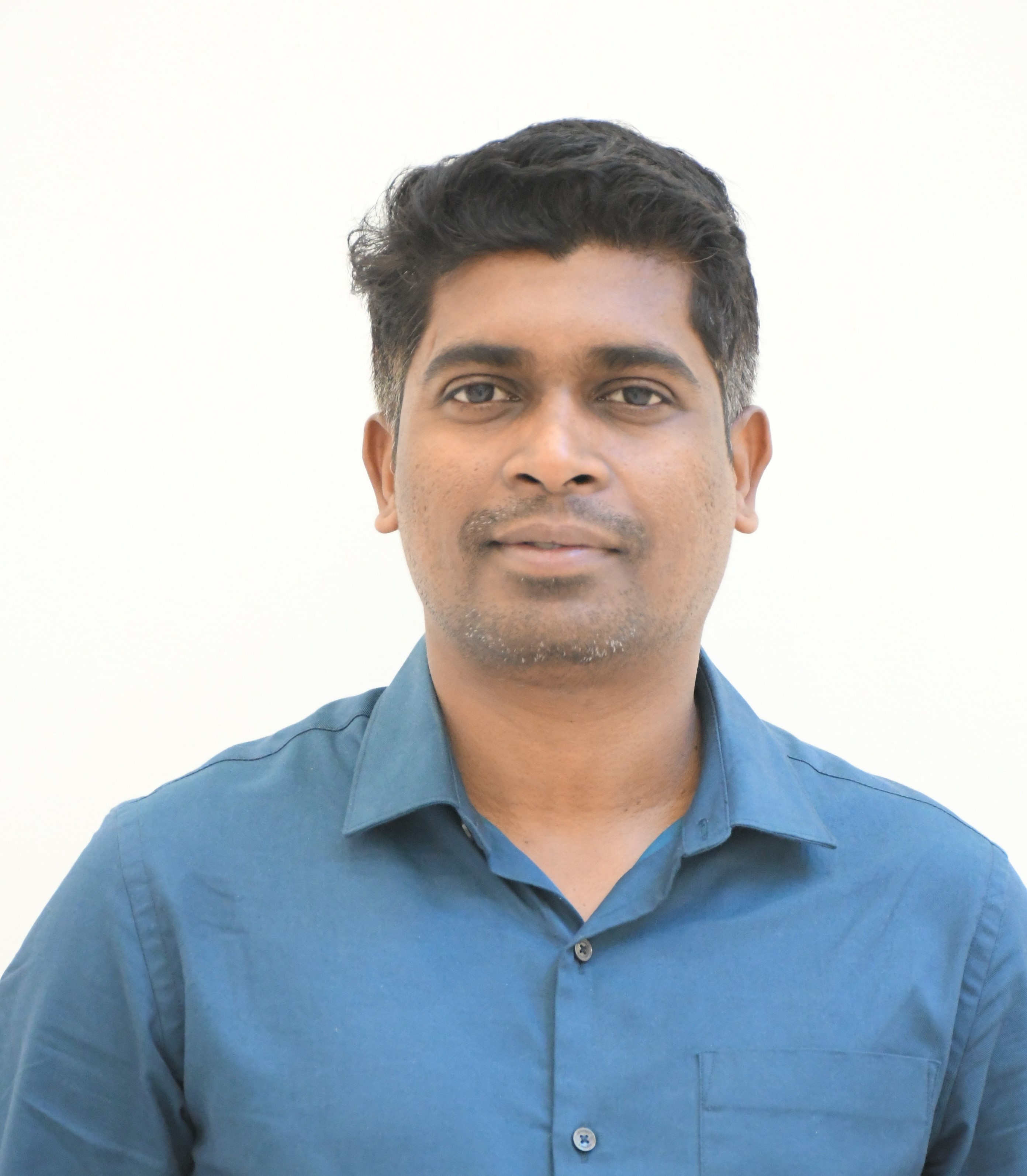 Mr. Nilesh_Gawas